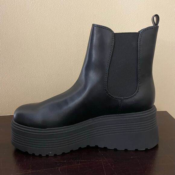 Nine West Women's George Ankle Boot - Picture 5 of 7